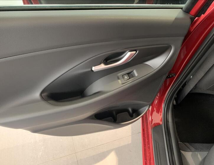 Hyundai i30 13