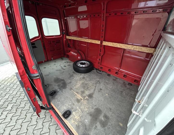 Renault Master 19