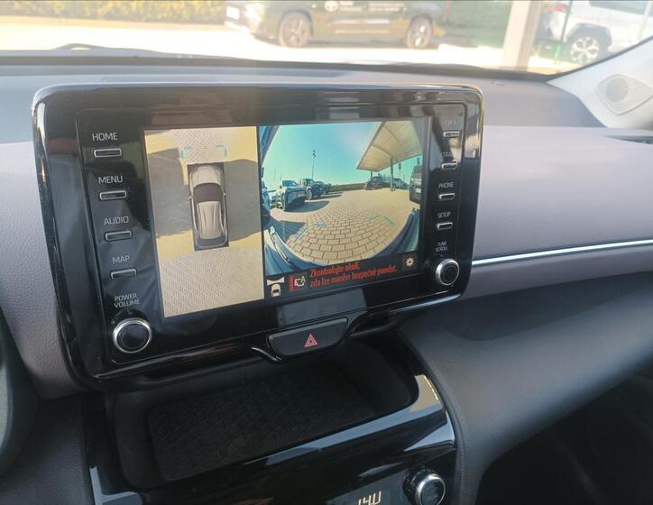 Toyota Yaris 16