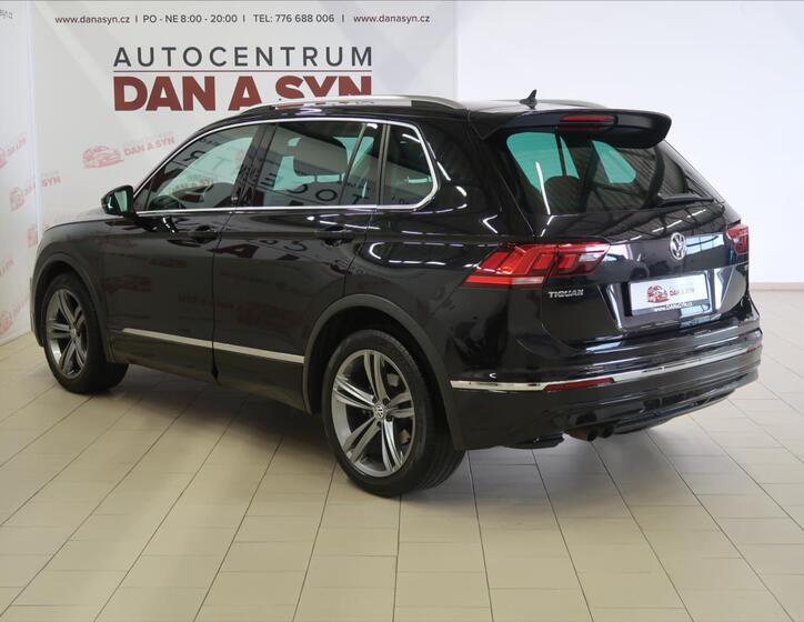Volkswagen Tiguan 6