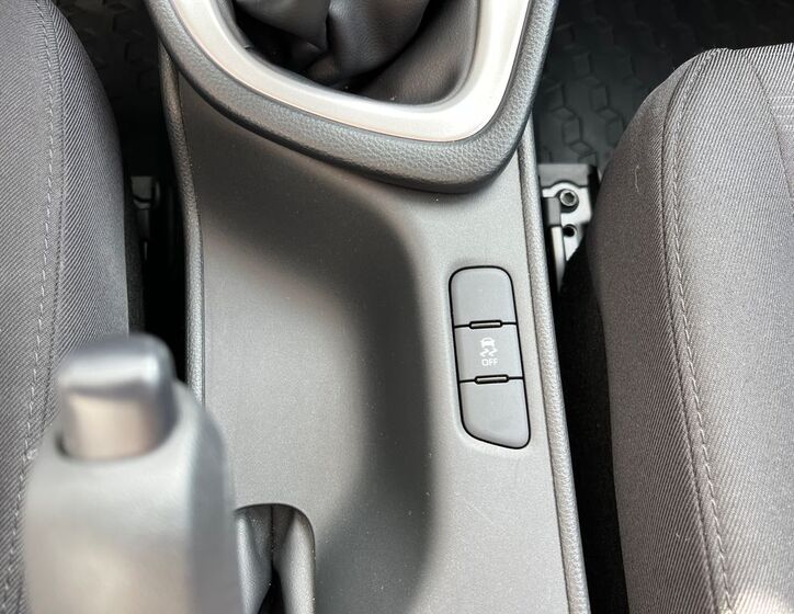 Toyota Yaris 25