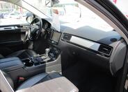 Volkswagen Touareg 9
