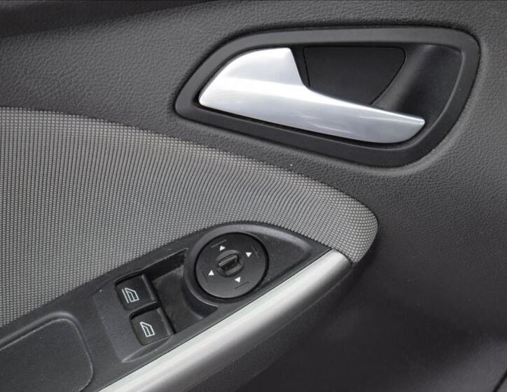 Ford Focus 18