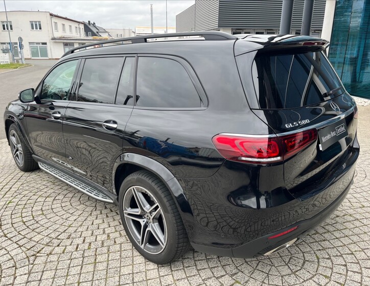 Mercedes-Benz GLS 5