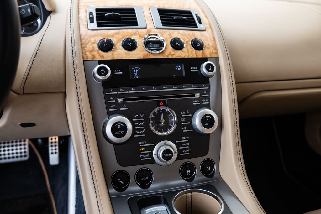 Aston Martin Rapide
