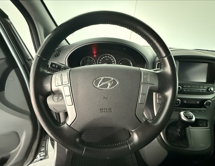 Hyundai H 1 10