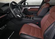 Volkswagen Touareg 8