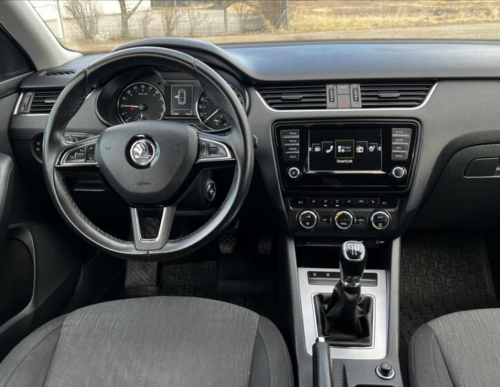 Škoda Octavia 25