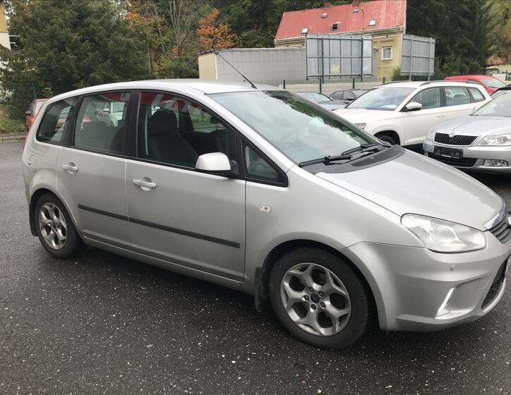 Ford C-MAX 4