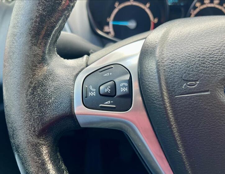 Ford B-MAX 26