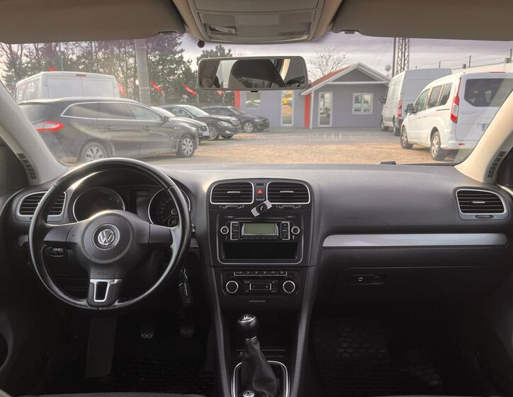 Volkswagen Golf 22