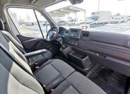 Renault Master 8