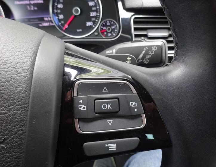 Volkswagen Touareg 26