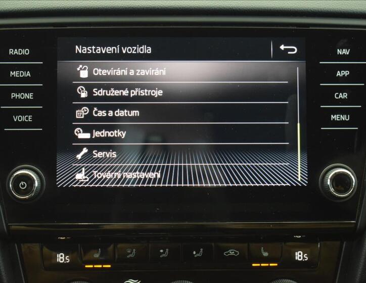 Škoda Octavia 23