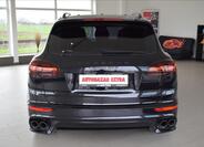 Porsche Cayenne 6