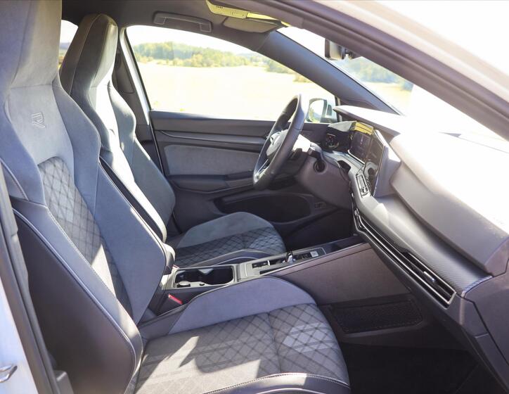 Volkswagen Golf 13