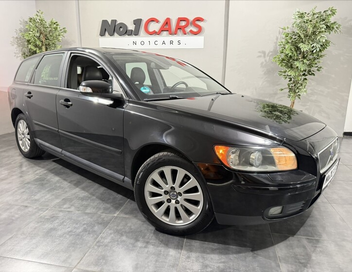 Volvo V50 1