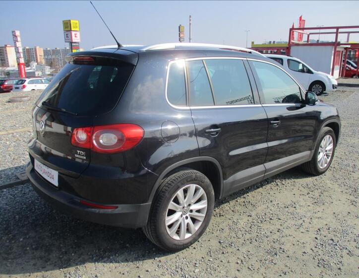 Volkswagen Tiguan 5