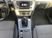 Volkswagen Passat 10