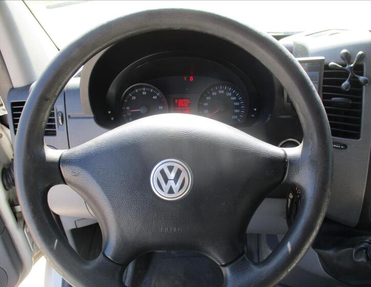 Volkswagen Crafter 9