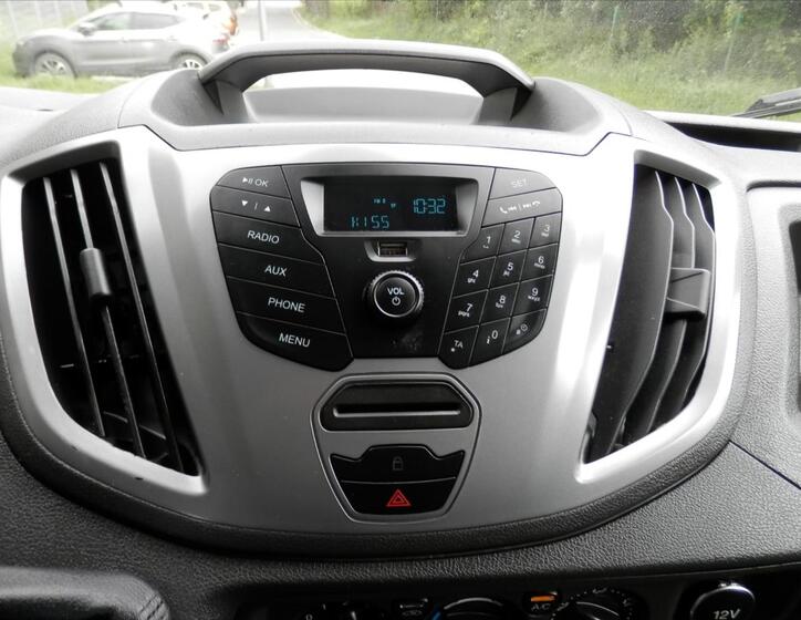 Ford Transit 17