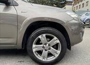 Toyota RAV4 19