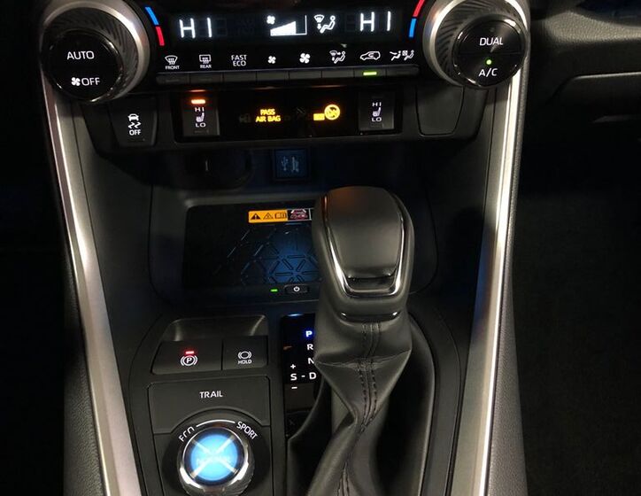 Toyota RAV4 17