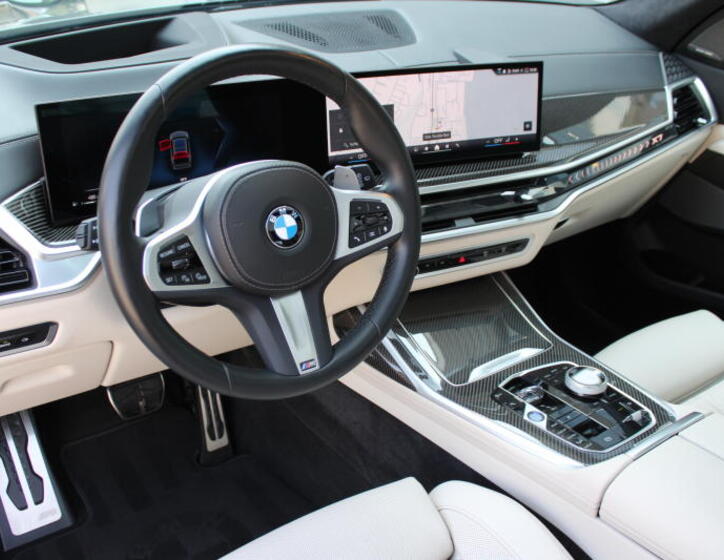 BMW X7 4
