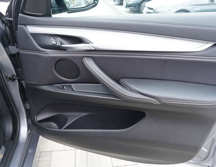 BMW X6 30