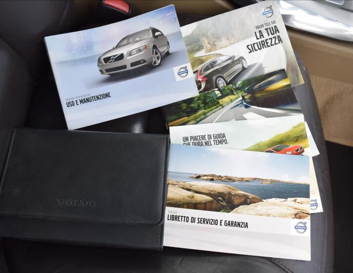 Volvo XC70 42