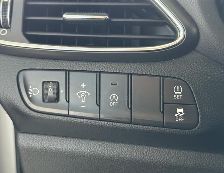 Hyundai i30 11