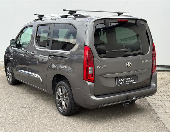 Toyota ProAce 4