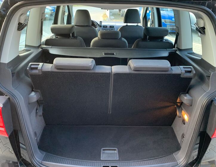 Volkswagen Touran 26