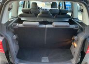 Volkswagen Touran 26