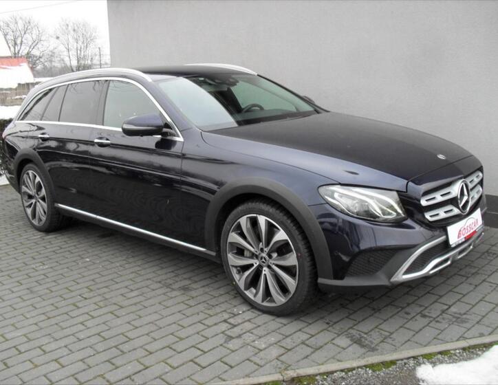 Mercedes-Benz Třídy E 9