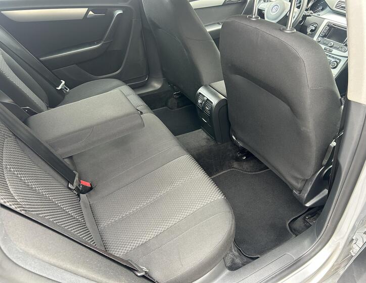 Volkswagen Passat 41