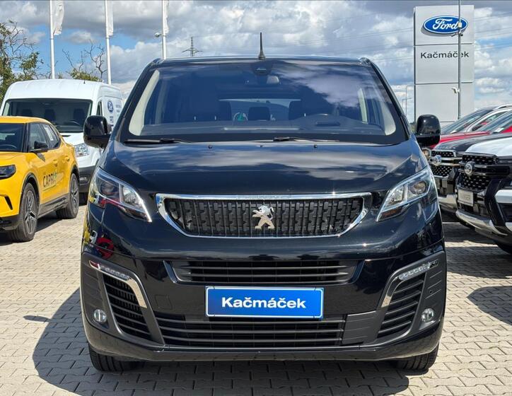 Peugeot Traveller 8
