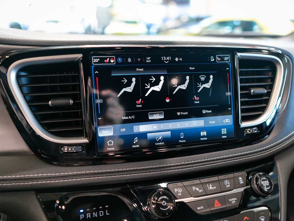 Chrysler Pacifica