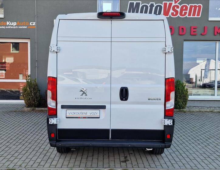 Peugeot Boxer 8