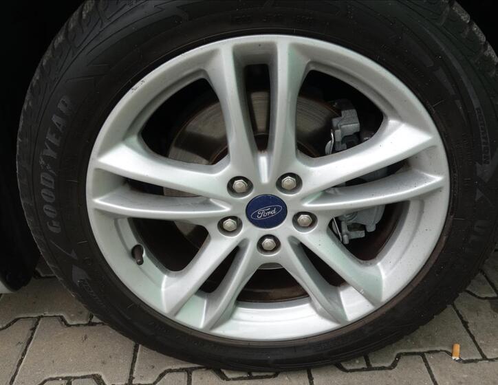Ford Mondeo 35