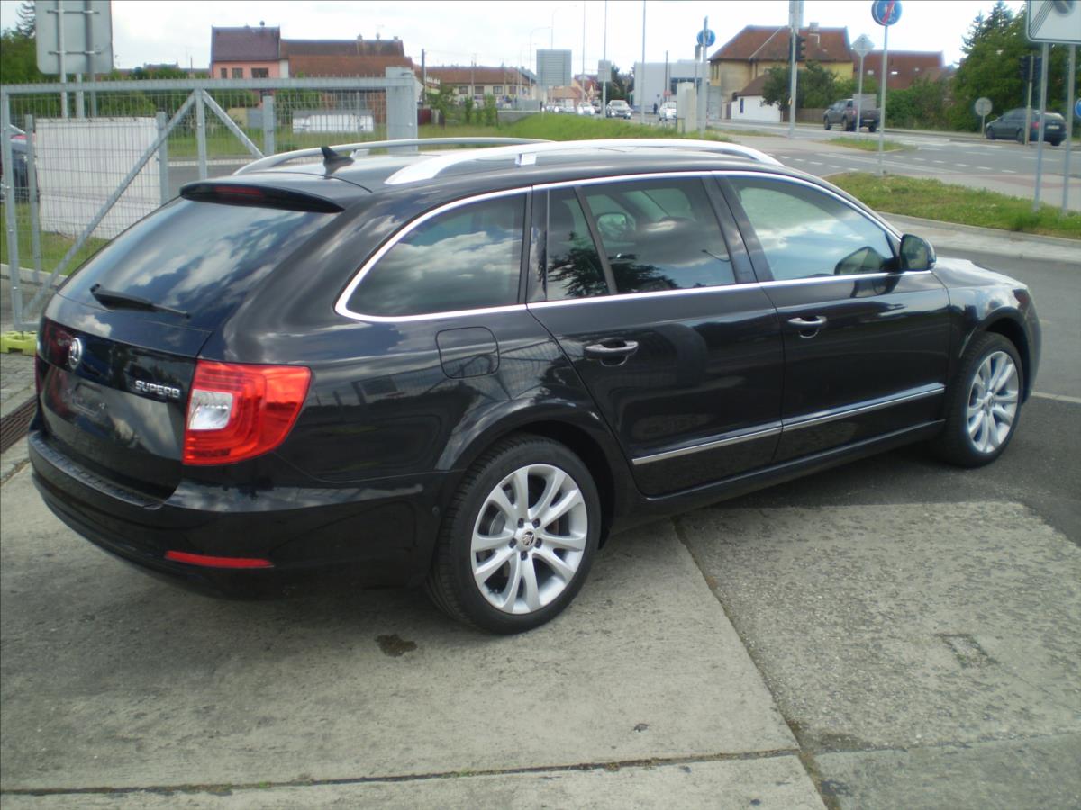 Škoda Superb