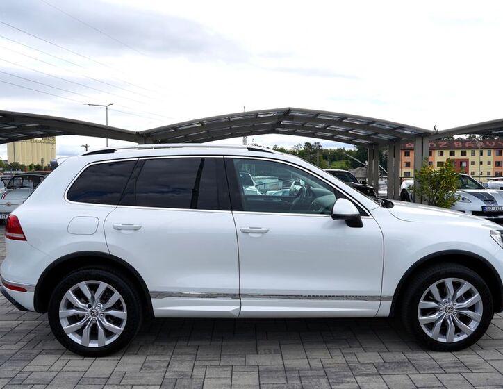 Volkswagen Touareg 7