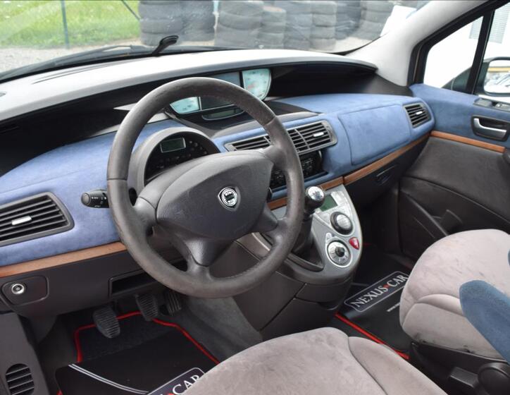 Lancia Phedra 16