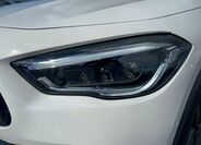 Mercedes-Benz GLA 9