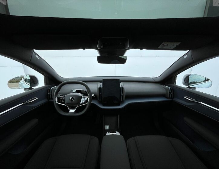 Volvo EX30 5
