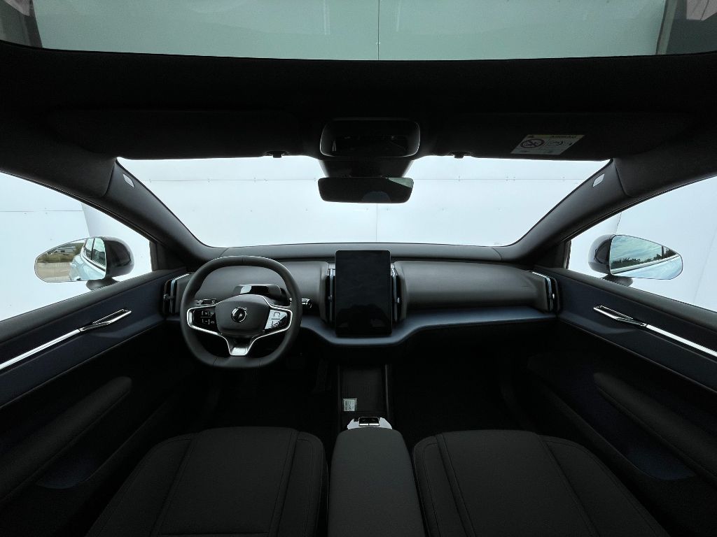 Volvo EX30