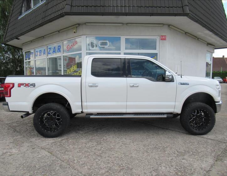 Ford E150 7