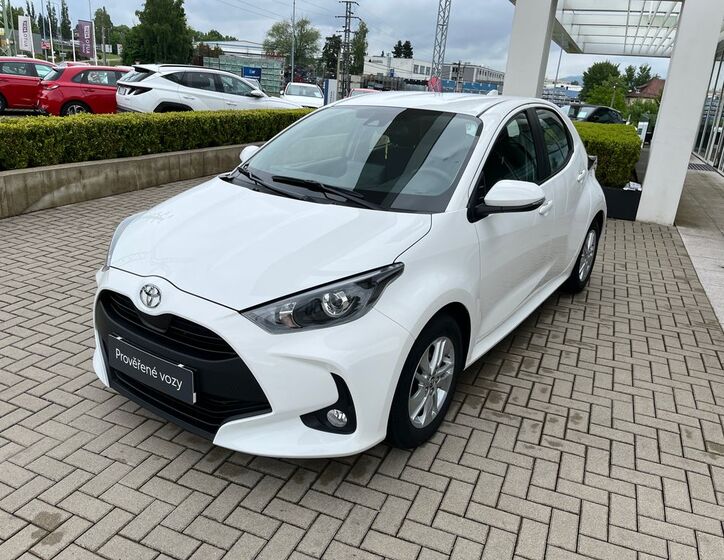 Toyota Yaris 10