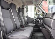 Nissan NV400 43