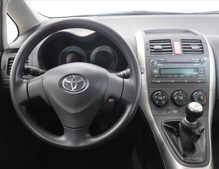 Toyota Auris 23